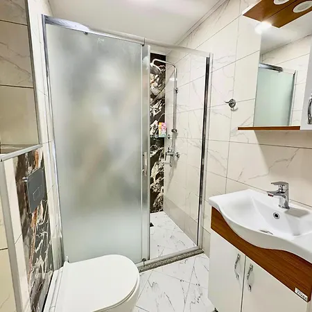 Apartamento Charm 2 *